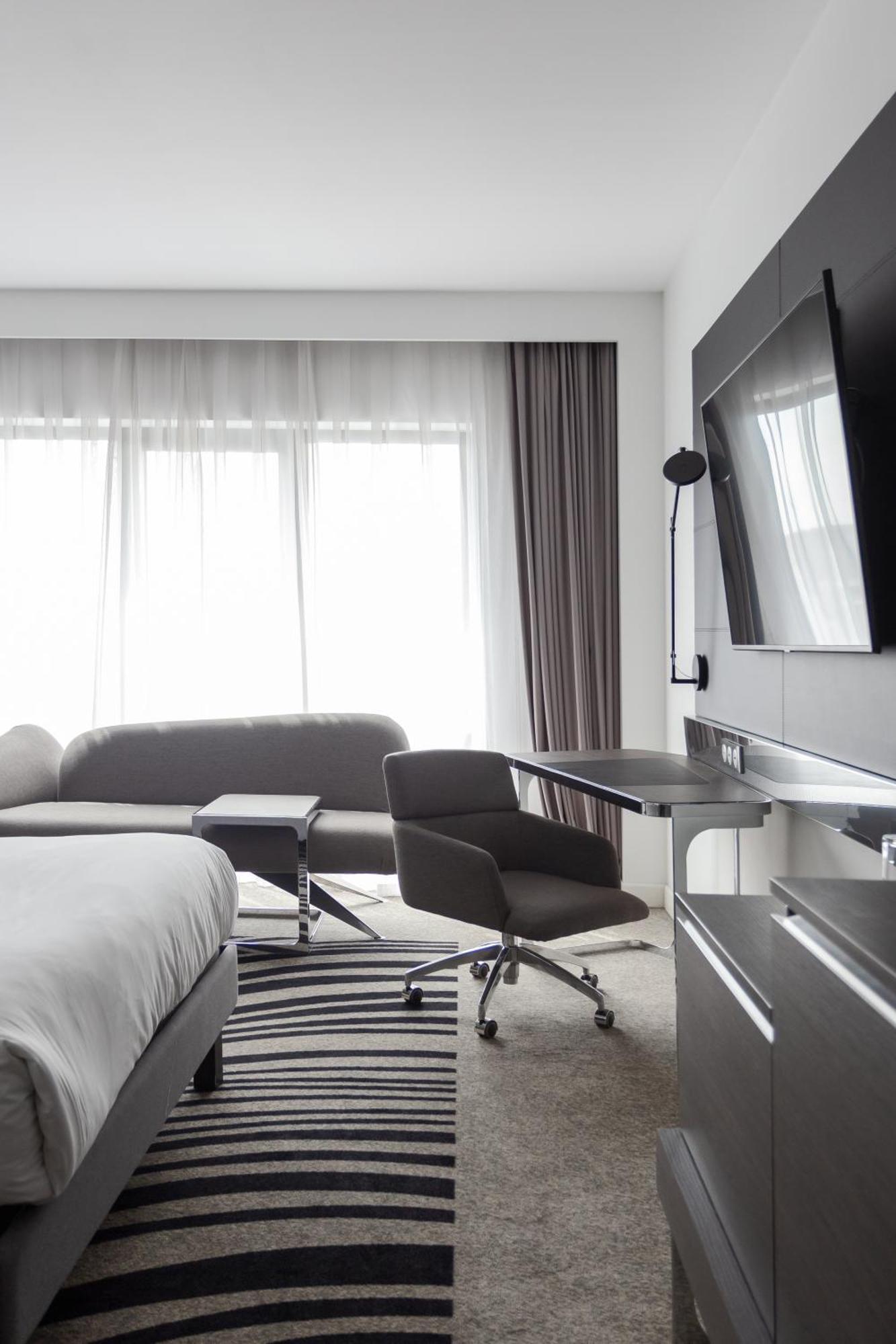 Novotel Bishkek City Center Εξωτερικό φωτογραφία
